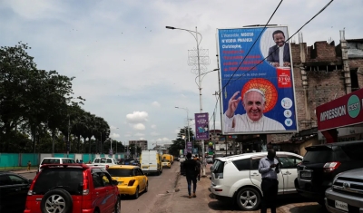 Palco que receberá papa Francisco desaba parcialmente na República Democrática do Congo