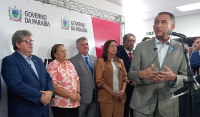 Ministro firma pacto com governadores da PB, PE, RN e CE para continuar obras da Transposição do Rio São Francisco