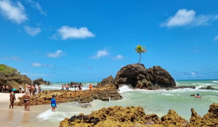 Três trechos de praia estão impróprios para banho no Litoral da Paraíba no primeiro final de semana de 2025