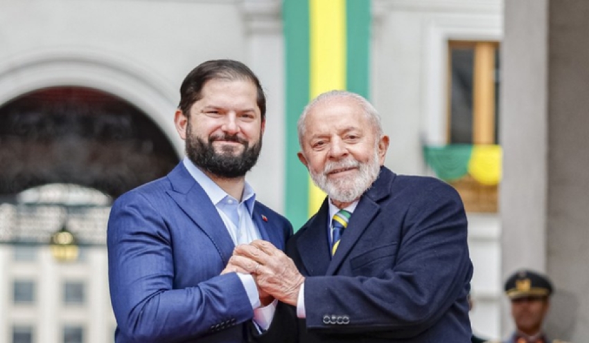 Lula trata de agenda bilateral e global em telefonema com o presidente do Chile