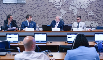 Senadores querem derrubar MP que retira recursos da Ciência