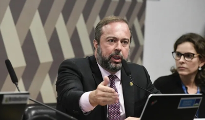 Lula está sendo &#039;cauteloso&#039; e novo presidente da Petrobras sai em janeiro, diz futuro ministro