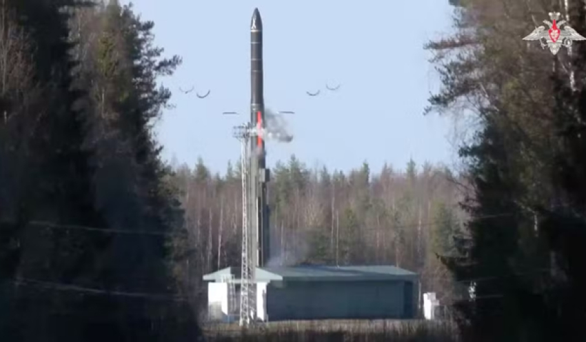 Rússia adverte Otan sobre uso de armas nucleares em meio ao aumento das tensões no Báltico