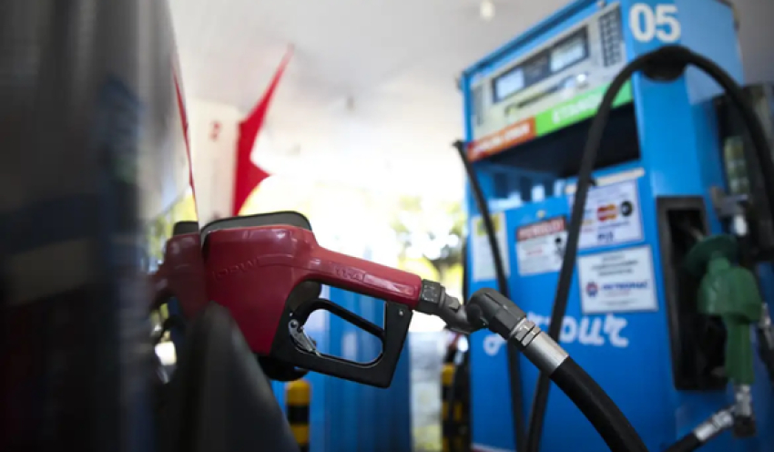Tributos da gasolina são zerados e subsídios a combustíveis, ampliados