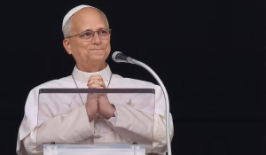 Papa pede que Zelensky coopere com Putin para garantir ajuda a cidade ucraniana sob controle russo