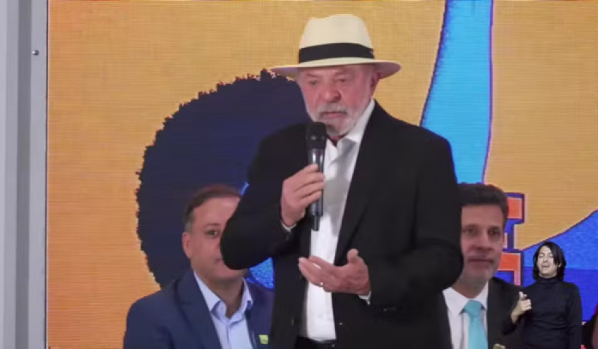 Lula diz que não é 'louco' de brigar com EUA e China: 'não tenho os aviões, tanques, bombas que eles têm'