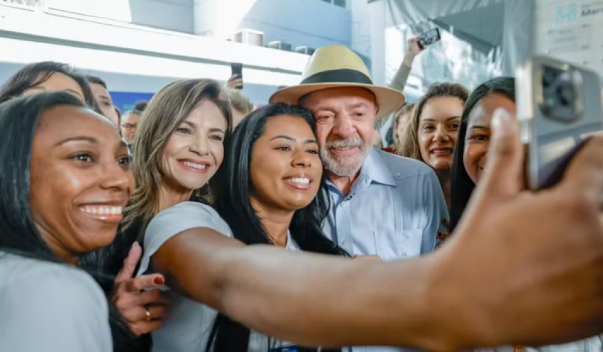 'Neymar é o primeiro convocado home office do mundo', brinca Lula ao mencionar post nas redes