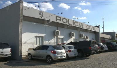 Homem é preso suspeito de atear fogo em casa de ex-companheira, em Campina Grande