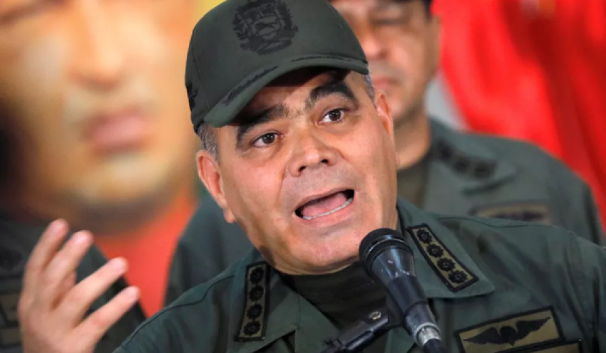 Presidente da Venezuela demite ministro da Defesa aliado de Maduro e procurado pelos EUA