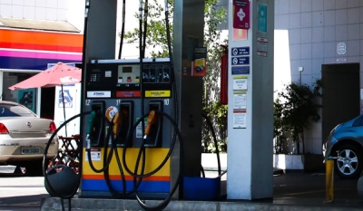 Prévia da inflação acelera para 0,44% em maio, puxada pela gasolina