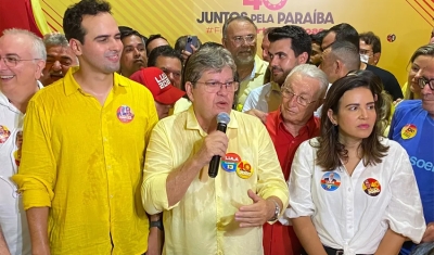 João Azevêdo vence em 170 cidades, mas perde na Grande João Pessoa e em Campina Grande