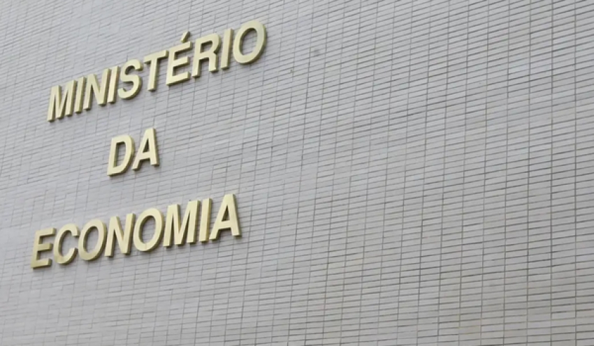 MP alternativa a IOF prevê R$ 4,28 bi de corte de gastos em 2025