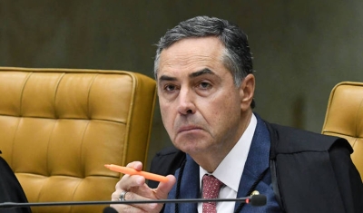 Barroso prorroga por 60 dias investigação sobre conduta de Bolsonaro na pandemia