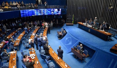 PEC da reforma tributária está pautada para quarta no Plenário