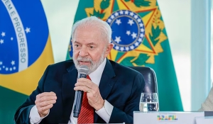 ‘Eles que elejam o presidente que quiserem’, afirma Lula sobre eleições na Venezuela