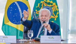 Lula chama chefes de Poderes para reunião sobre incêndios florestais e emergência climática