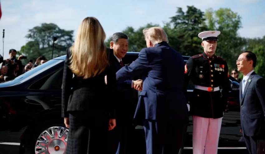 Em encontro de rivais, Trump fala em 'amizade verdadeira', e Xi Jinping defende política de não confronto