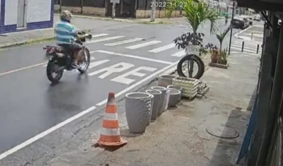 Motociclista morre após colidir com carro em cruzamento no bairro do Cristo, em João Pessoa