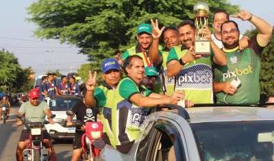 Serra Branca comemora título do Paraibano Sub-20 na cidade sede do time