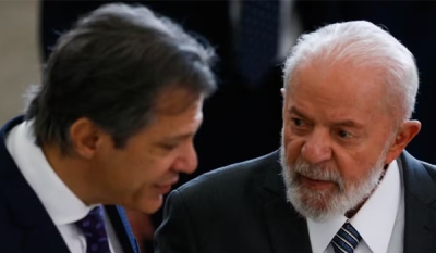 Lula volta a reunir ministros para debater cortes de gastos; discussões continuam à tarde