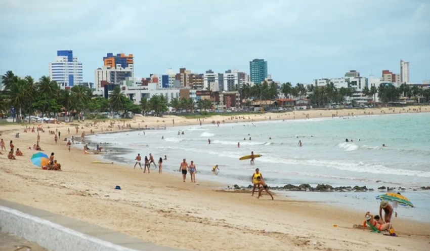 Litoral da Paraíba tem oito trechos de praias impróprios para banho