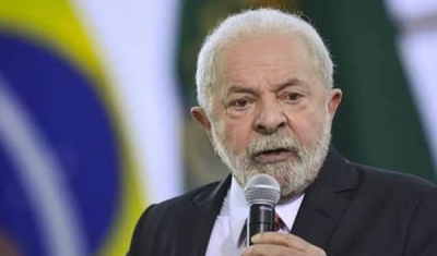 &#039;Mundo gasta US$ 2,2 trilhões com armamentos e guerras provocam morte de inocentes&#039;, reclama Lula