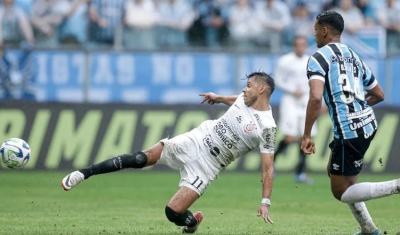 Corinthians vence em Porto Alegre, se afasta do Z-4 e impede liderança do Grêmio