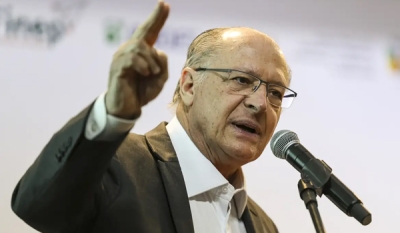 Alckmin diz que carga tributária não aumentou no governo Lula