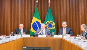 Lula vai fazer ajustes necessários dentro das regras da meta fiscal, diz chefe da Casa Civil