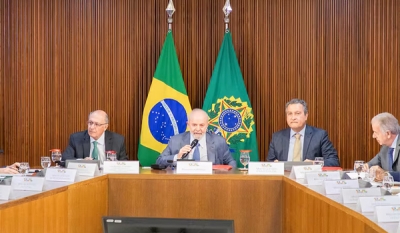 Lula vai fazer ajustes necessários dentro das regras da meta fiscal, diz chefe da Casa Civil