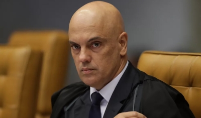 Moraes determina que PF marque depoimento de Bolsonaro sobre atos golpistas de 8 de janeiro