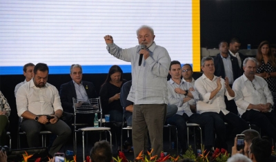 Lula diz que polícia não pode confundir pessoas pobres com bandidos