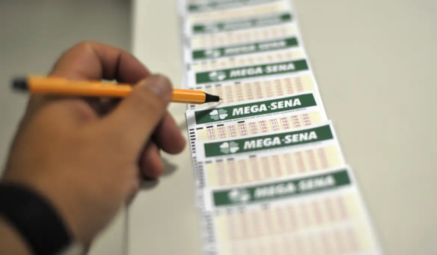 Ninguém acerta a Mega-Sena e prêmio principal acumula em R$ 31 milhões