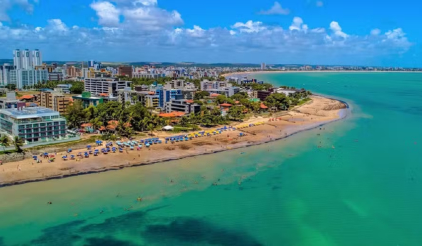Justiça determina instalação de placas sobre qualidade da água nas praias de João Pessoa
