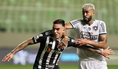 Com tumulto no fim, Atlético-MG e Botafogo empatam em prévia da final da Libertadores