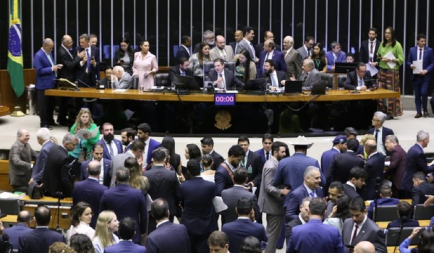 Câmara pode votar nesta segunda-feira projeto sobre liberação de recursos para enfrentamento de calamidade pública
