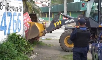 Prefeitura desapropria e inicia demolição de imóvel no Centro de João Pessoa