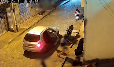 Em 5 segundos, homem invade casa e mata travesti na PB