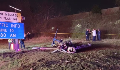 Avião cai ao lado de rodovia e deixa 5 mortos nos EUA