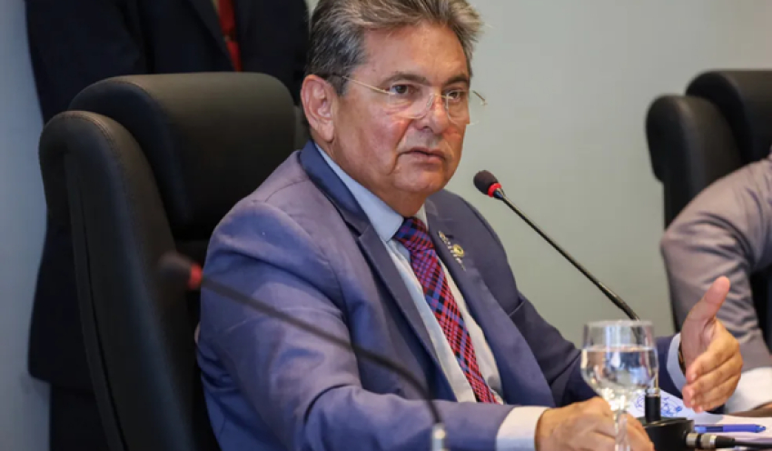 Casa de Adriano Galdino, presidente da ALPB, é alvo de assalto em Pocinhos