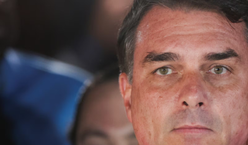 Sem aval do STF, operação de busca e apreensão em casa de Flávio Bolsonaro é cancelada
