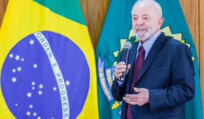 No Alvorada, Lula se reúne com integrantes do governo para discutir PAC