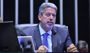 PL dos direitos autorais pode ser votado na próxima semana, afirma Lira