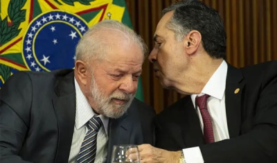 Lula participa de jantar oferecido por Barroso