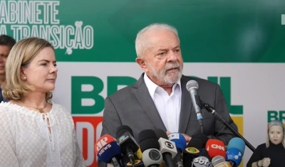 Lula se reúne com escolhido para a Defesa e com comandantes militares nesta sexta-feira