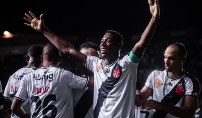 Vasco vence o Madureira e assume a liderança do Campeonato Carioca