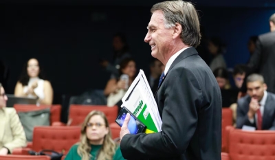 Julgamento de Bolsonaro e mais 7 por tentativa de golpe deve acontecer até outubro
