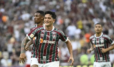 No 1º jogo após Diniz assumir a Seleção, Fluminense vence o Inter no Maracanã