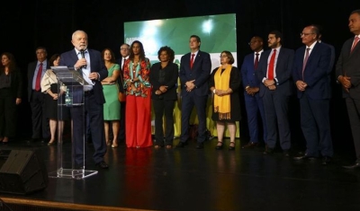 Lula fará primeira reunião com os 37 ministros nesta sexta-feira