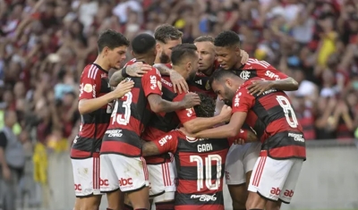 Flamengo quebra sequência negativa e vence o Coritiba em estreia no Campeonato Brasileiro